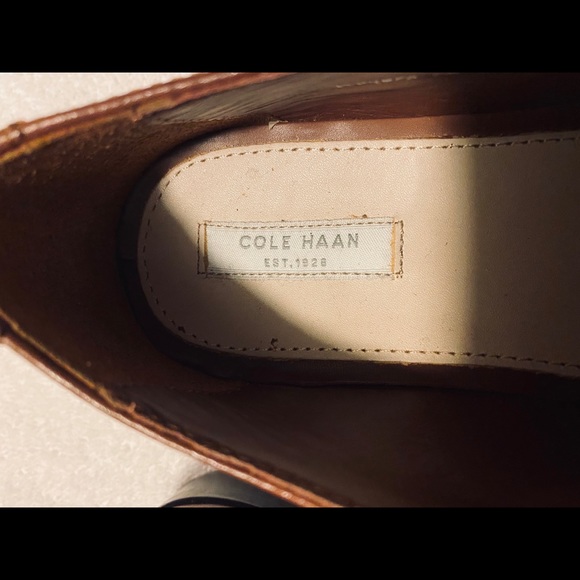 Almost Brand New High Quality Shoes By COLE HAAN - Box 57 - Picture 6 of 6